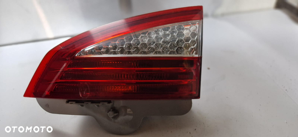 Lampa prawy tył w klapę Ford Mondeo mk4 HB