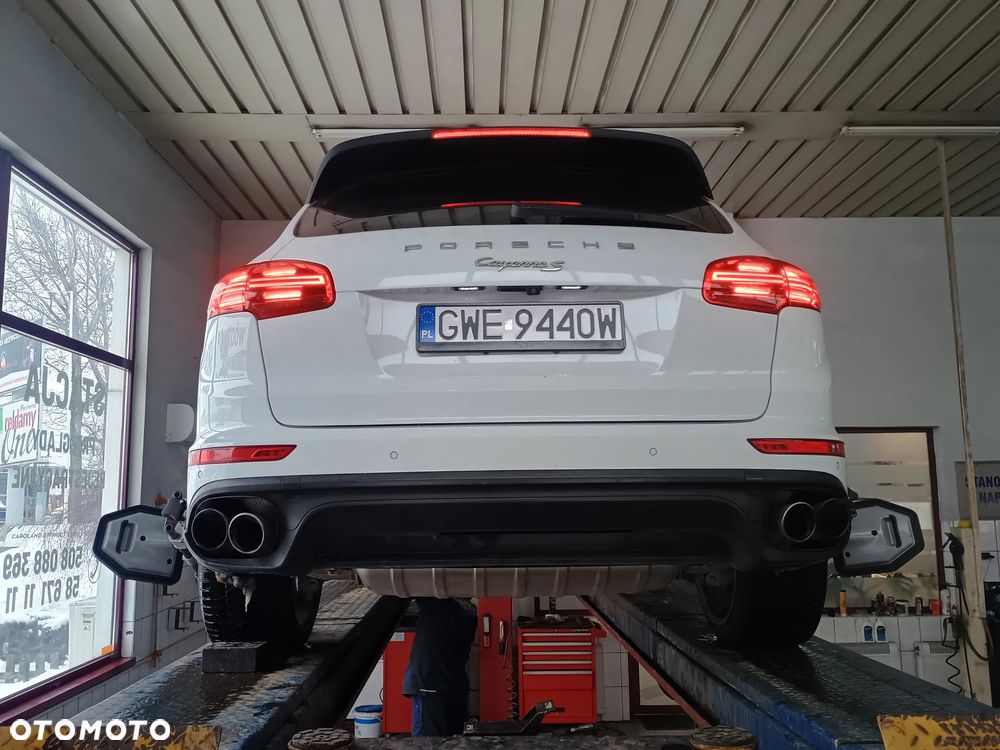 Porsche Cayenne - 38