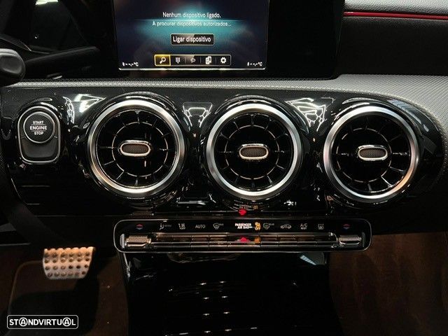 Mercedes-Benz A 250 e AMG Line - 18