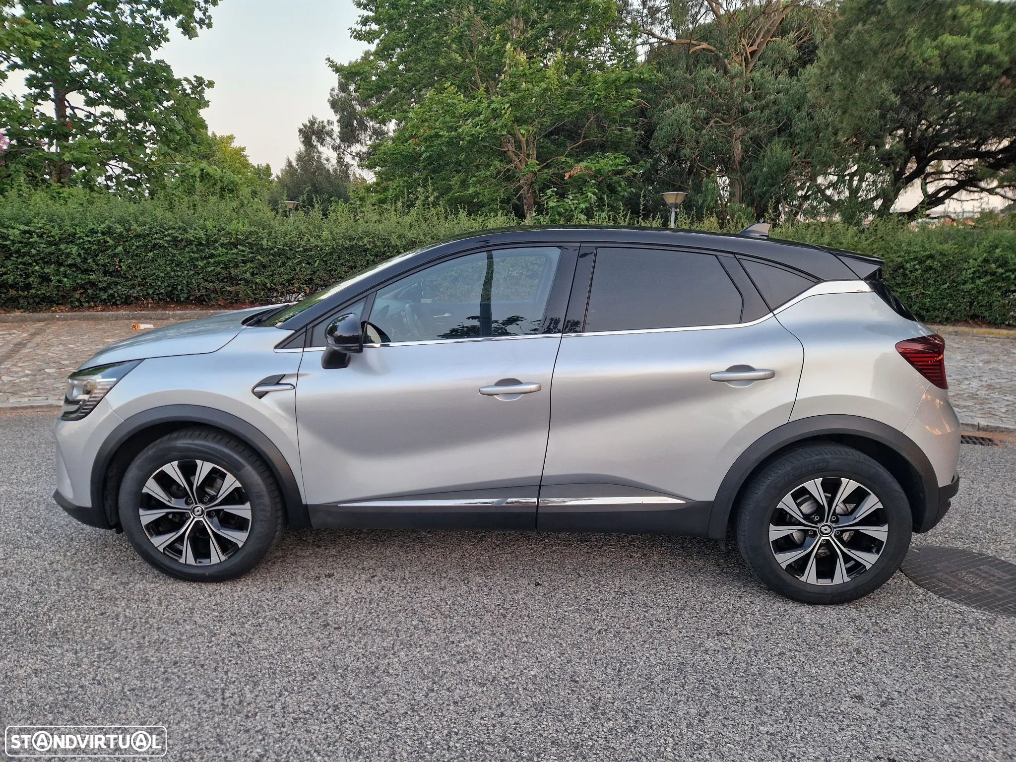 Renault Captur 1.0 TCe Techno Bi-Fuel - 1