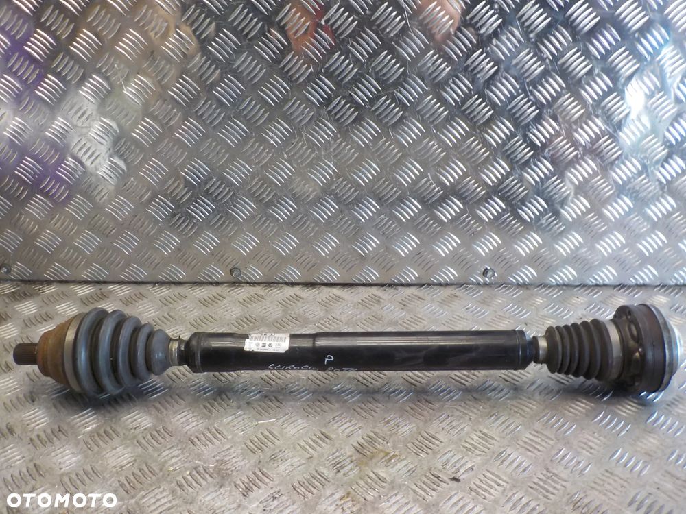 VOLKSWAGEN SCIROCCO 2.0 TB PÓŁOŚ PRAWA