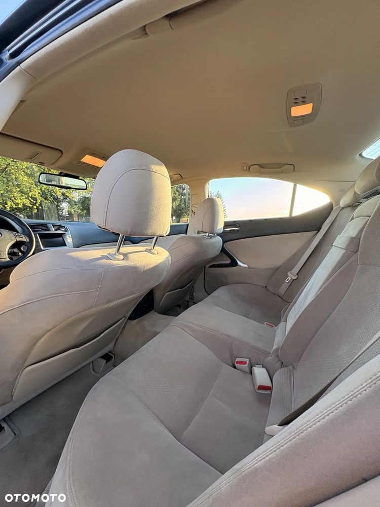 Lexus IS 220d Sport Line - 12