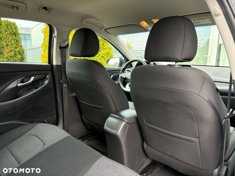 Hyundai i30 1.5 T-GDI 48V Smart DCT - 13