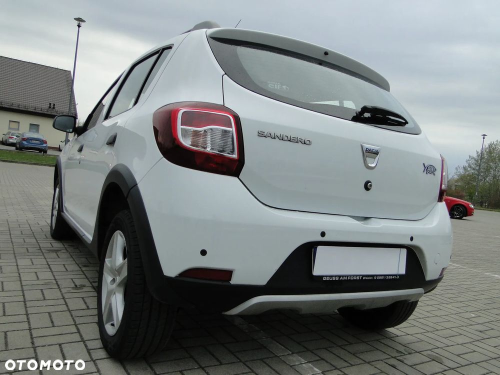Dacia Sandero Stepway TCe 90 (S&S) Prestige - 25