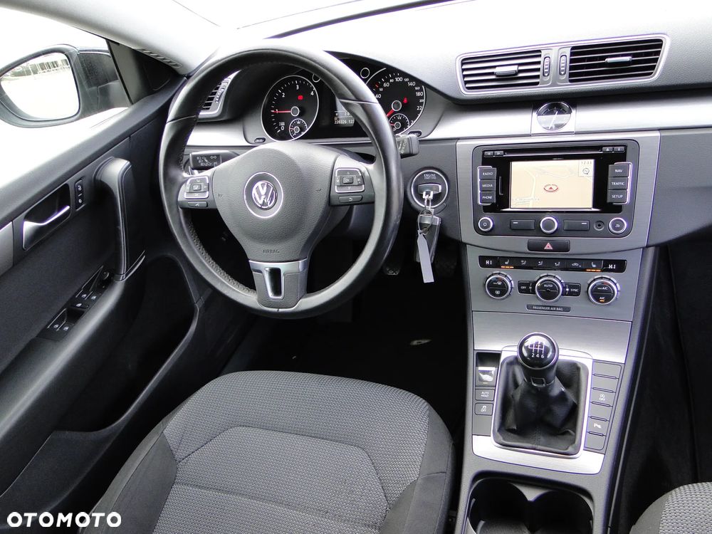 Volkswagen Passat 2.0 TDI BlueMotion Technology Highline - 7