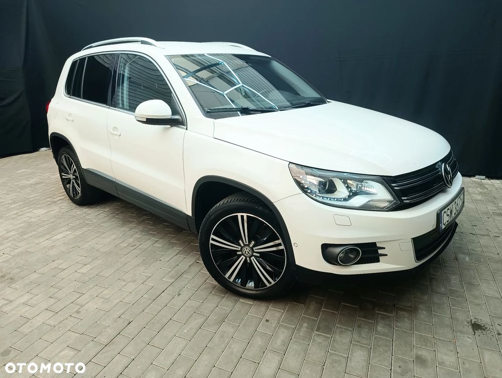 Volkswagen Tiguan 2.0 TSI 4Motion DSG Lounge Sport & Style - 9