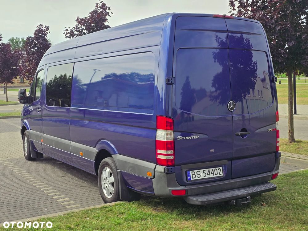 Mercedes-Benz Sprinter - 5