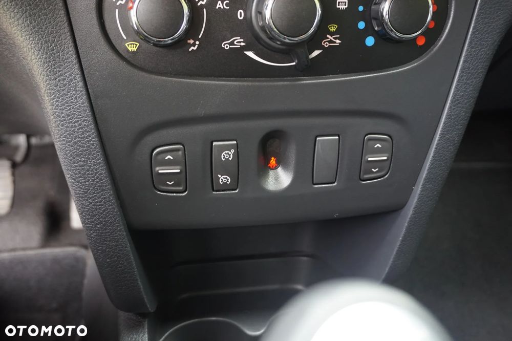 Dacia Sandero - 23