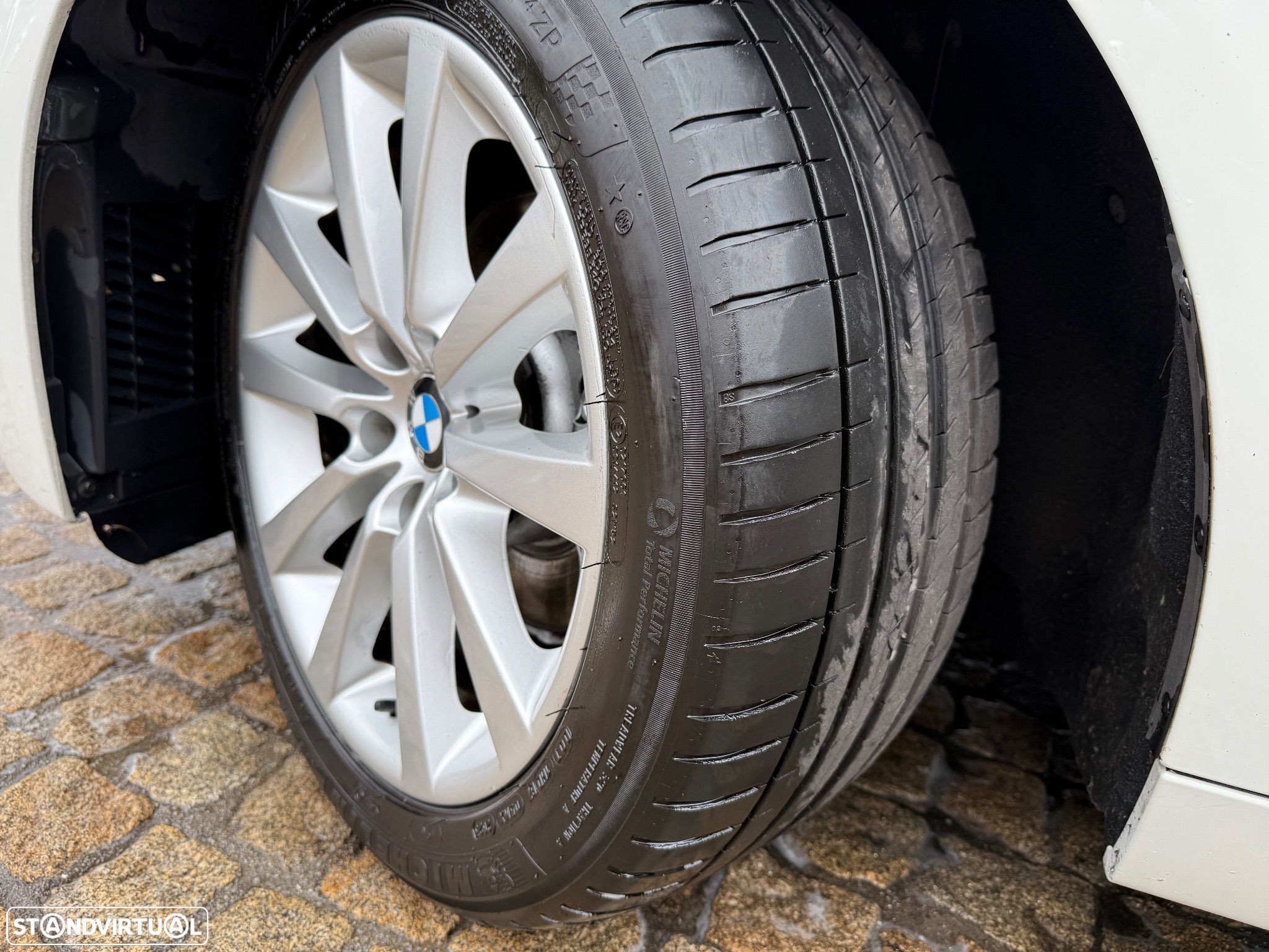 BMW 520 d Auto - 14