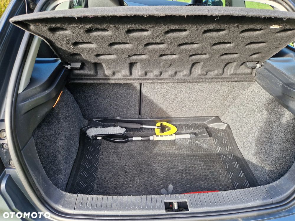 Seat Ibiza 1.2 12V Reference - 11