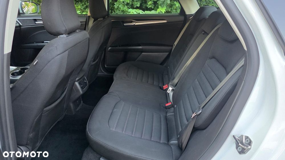 Ford Mondeo 2.0 TDCi Ambiente - 14
