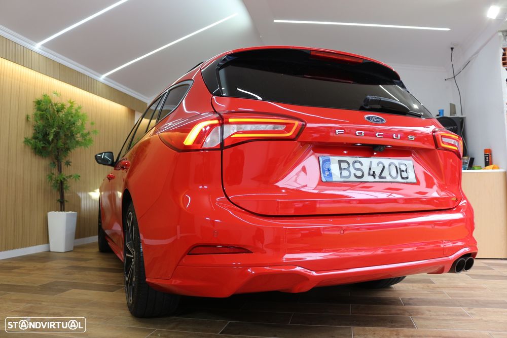 Ford Focus 1.0 EcoBoost S&S ST-LINE - 18