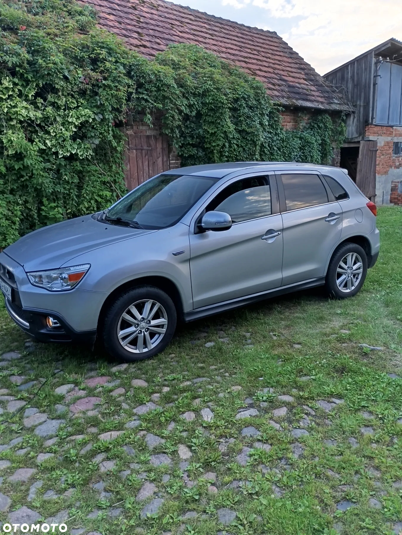 Mitsubishi ASX - 5