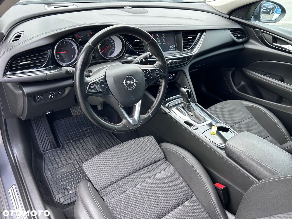 Opel Insignia 1.5 T Innovation S&S - 12