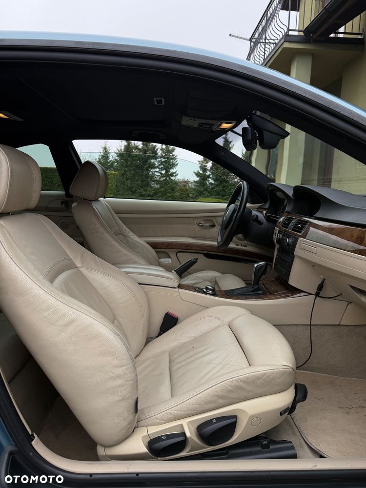 BMW Seria 3 320d - 14