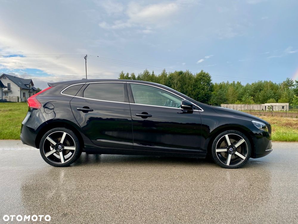 Volvo V40 D4 Drive-E Momentum - 2
