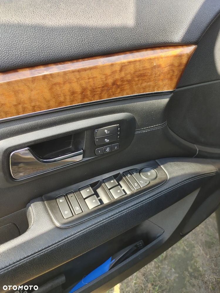 Cadillac SRX - 4