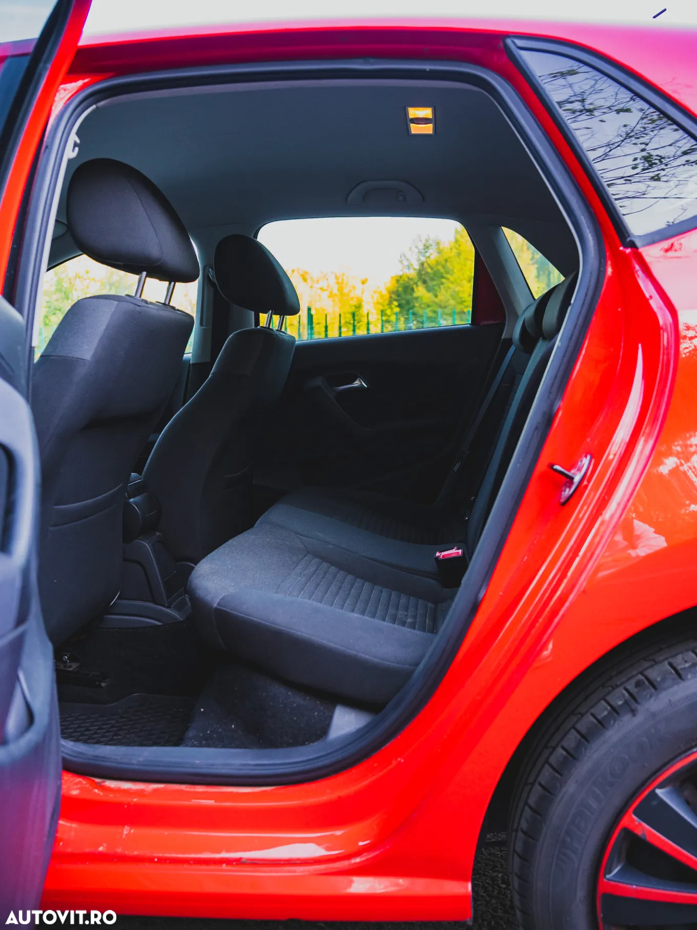 Volkswagen Polo 1.2 TSI Comfortline - 12