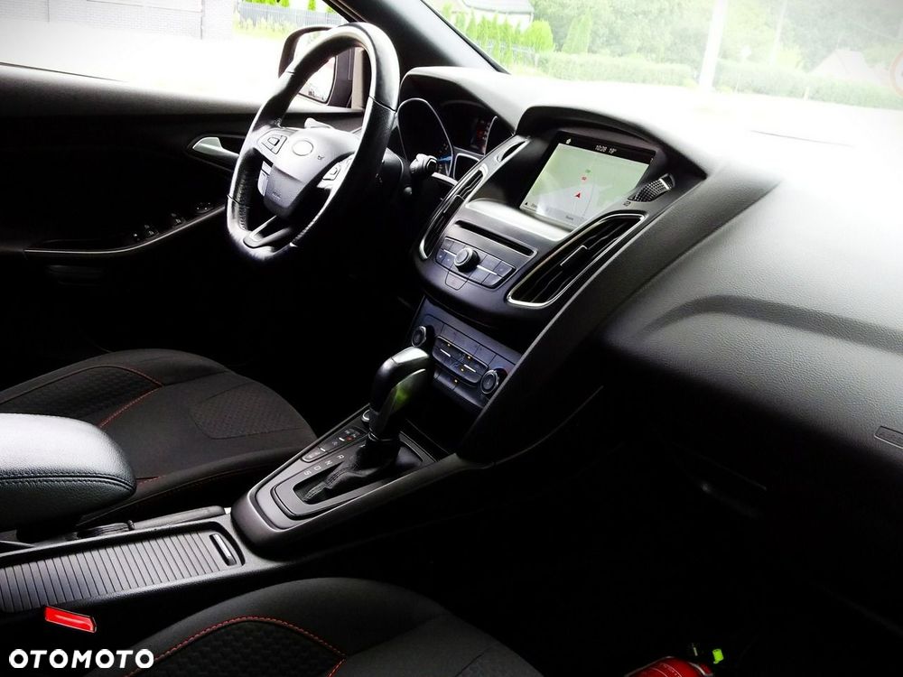 Ford Focus - 35