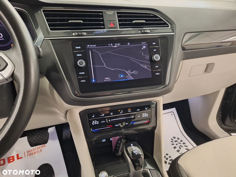 Volkswagen Tiguan 2.0 TDI SCR 4MotION DSG Elegance - 36