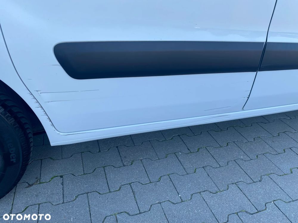 Peugeot Partner 1.6 HDI 120KM 2018r. 3-osobowy, FV23 ! - 19