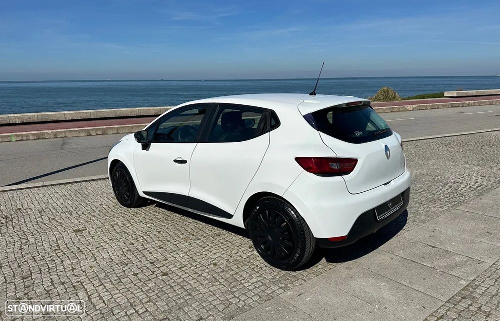 Renault Clio 1.5 DCi - 10