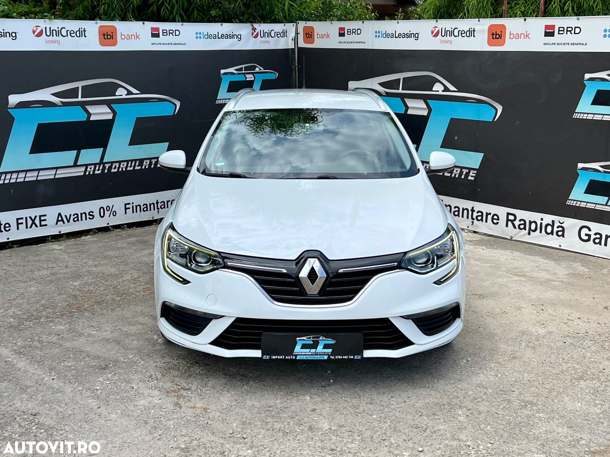 Renault Megane Grandtour TCe 115 GPF LIMITED - 23
