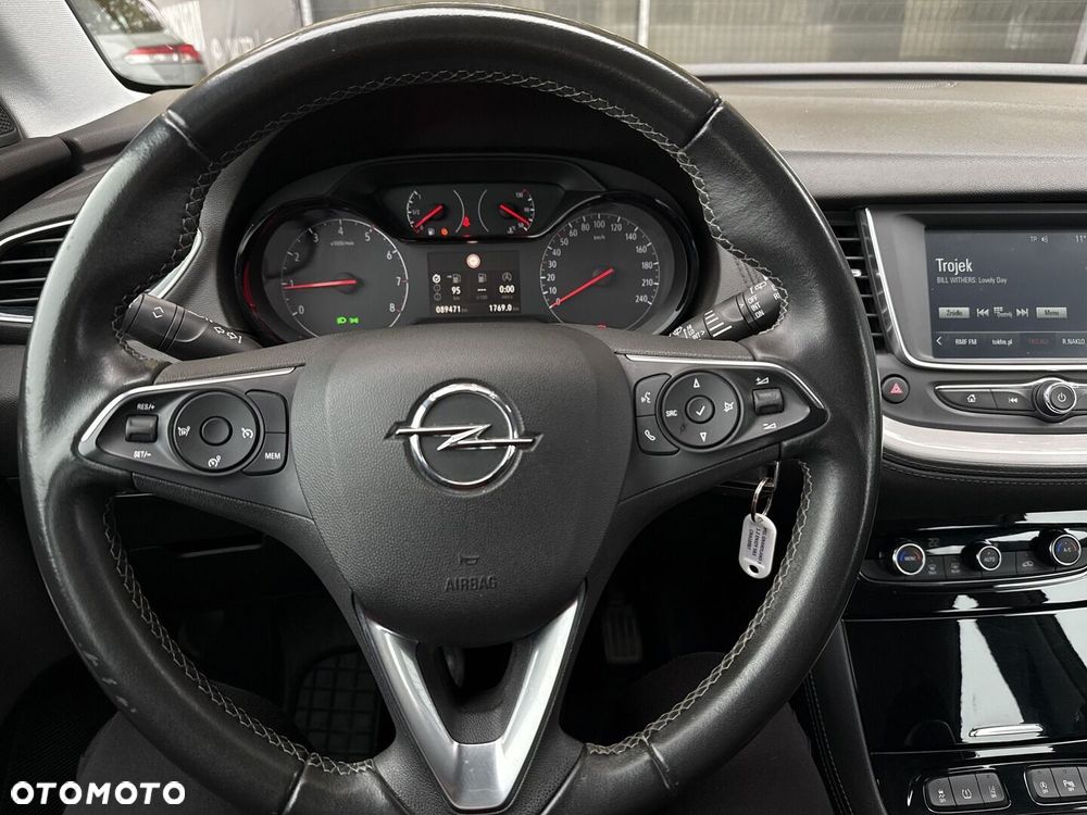 Opel Grandland X 1.2 T Enjoy S&S - 18