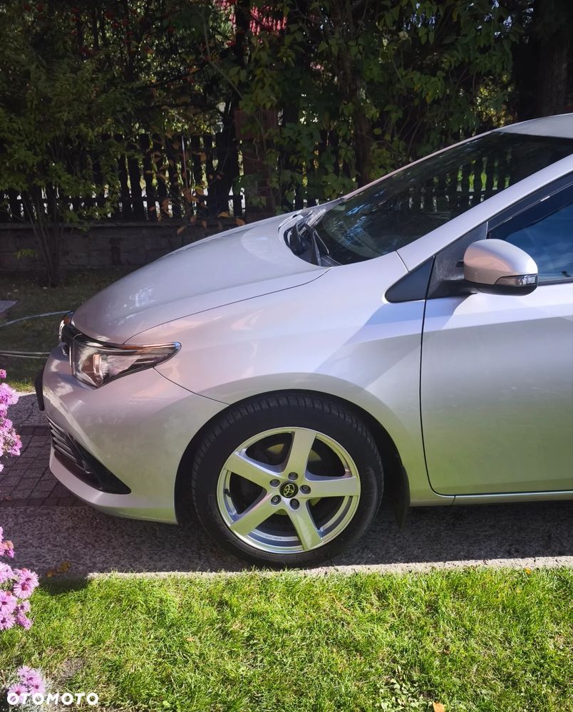 Toyota Auris - 6