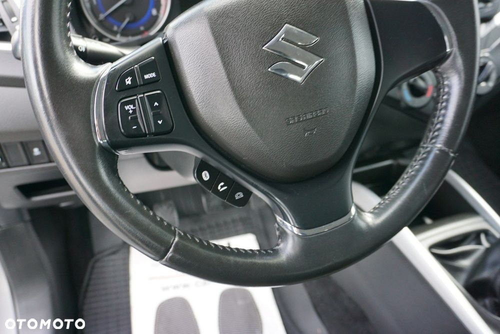Suzuki Baleno - 10