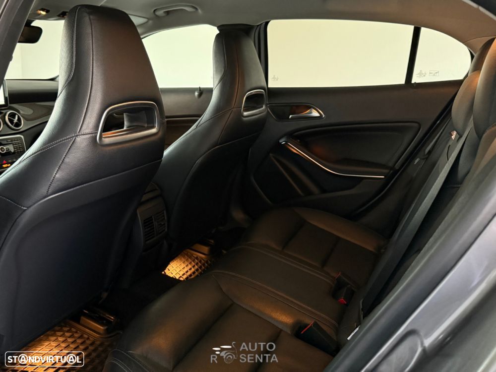 Mercedes-Benz GLA 220 CDi AMG Line 4-Matic - 25