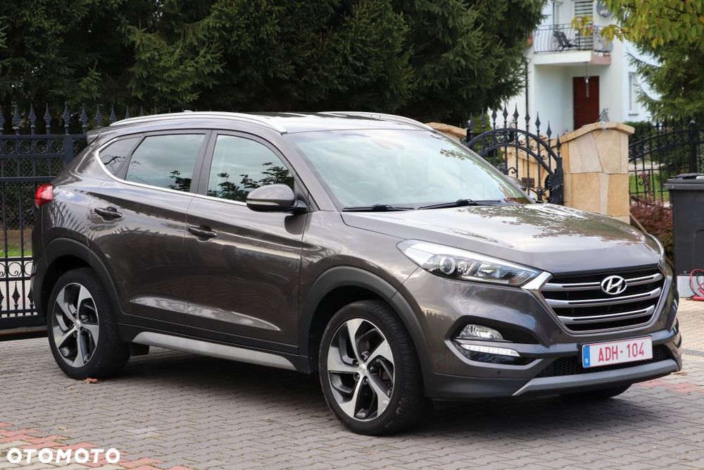 Hyundai Tucson 1.7 CRDI BlueDrive Style 2WD - 15