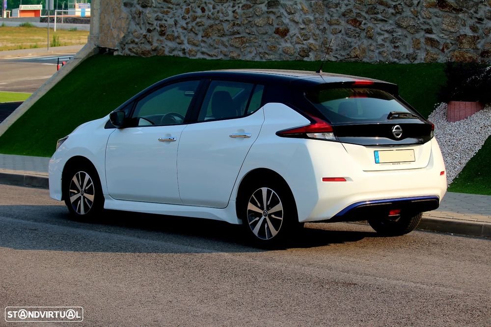 Nissan Leaf N-Connecta - 6