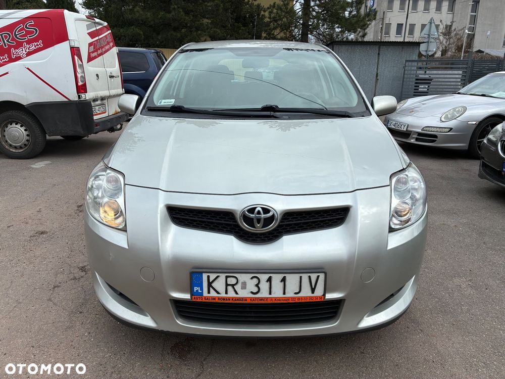 Toyota Auris - 2