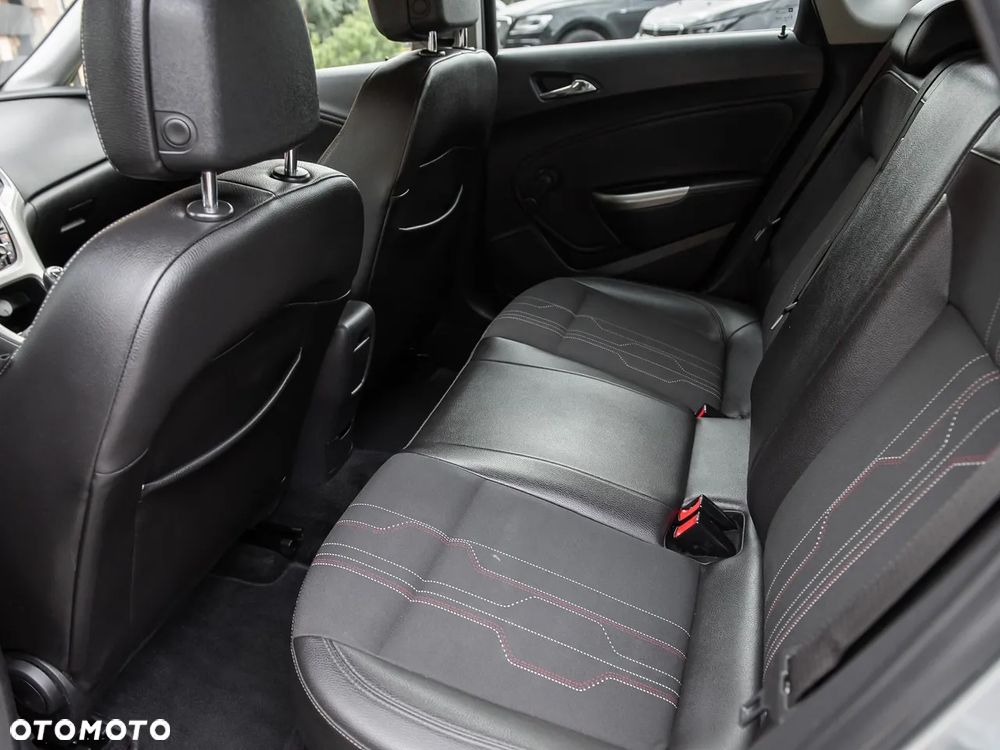 Opel Astra - 20