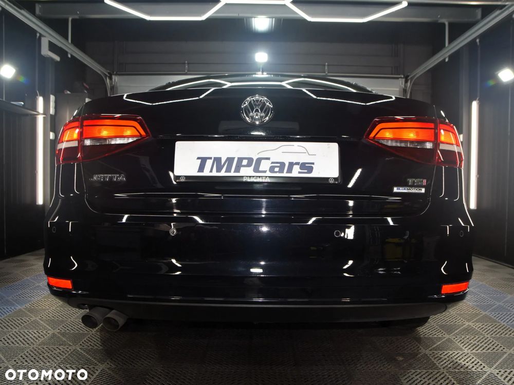 Volkswagen Jetta - 11