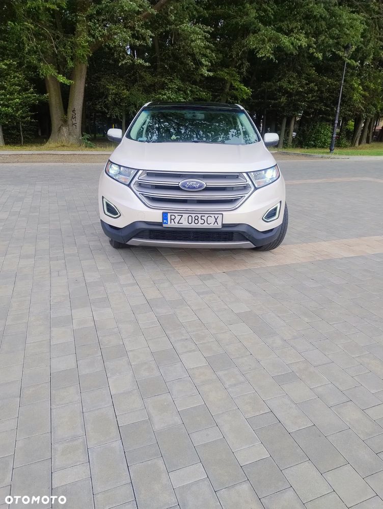 Ford Edge - 1