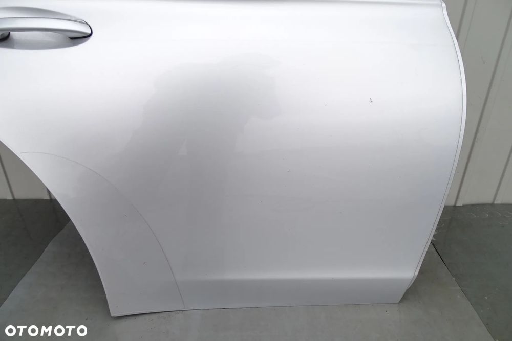 Mercedes CLS W219 Drzwi prawy prawe tył C775 - 4