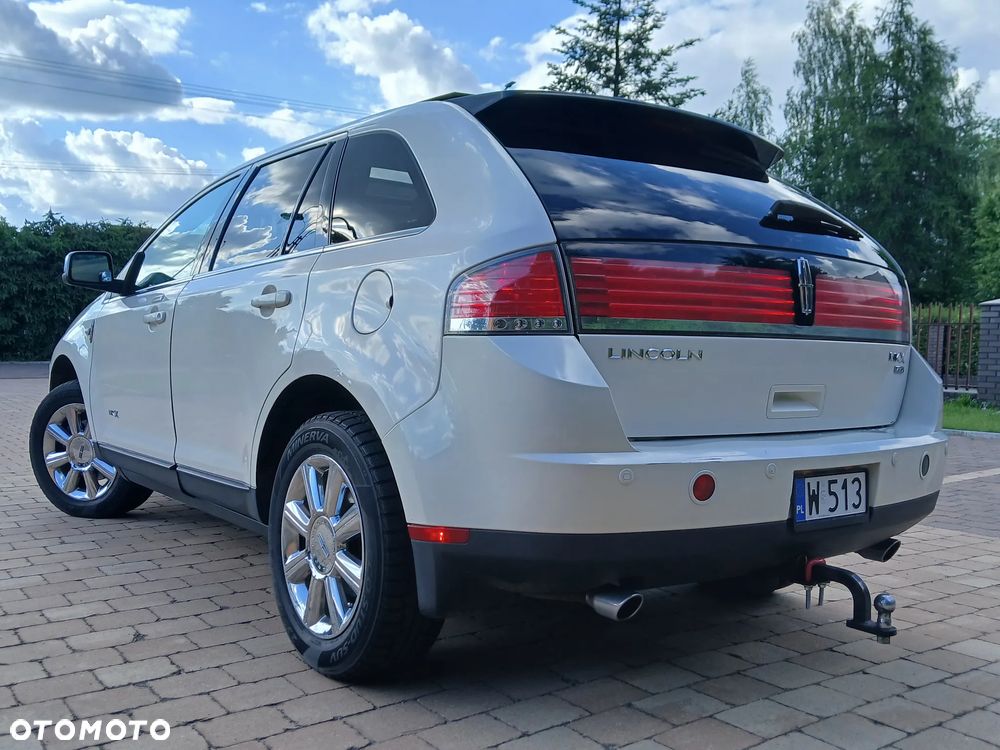 Lincoln MKX - 16