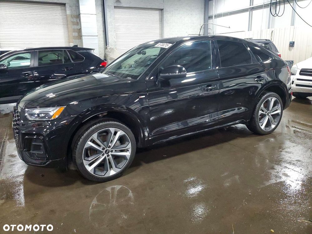 Audi Q5 Sportback - 1