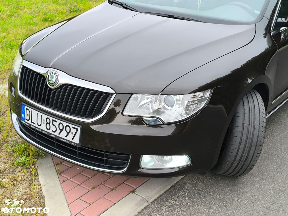 Skoda Superb 2.0 TDI Ambition DSG - 16