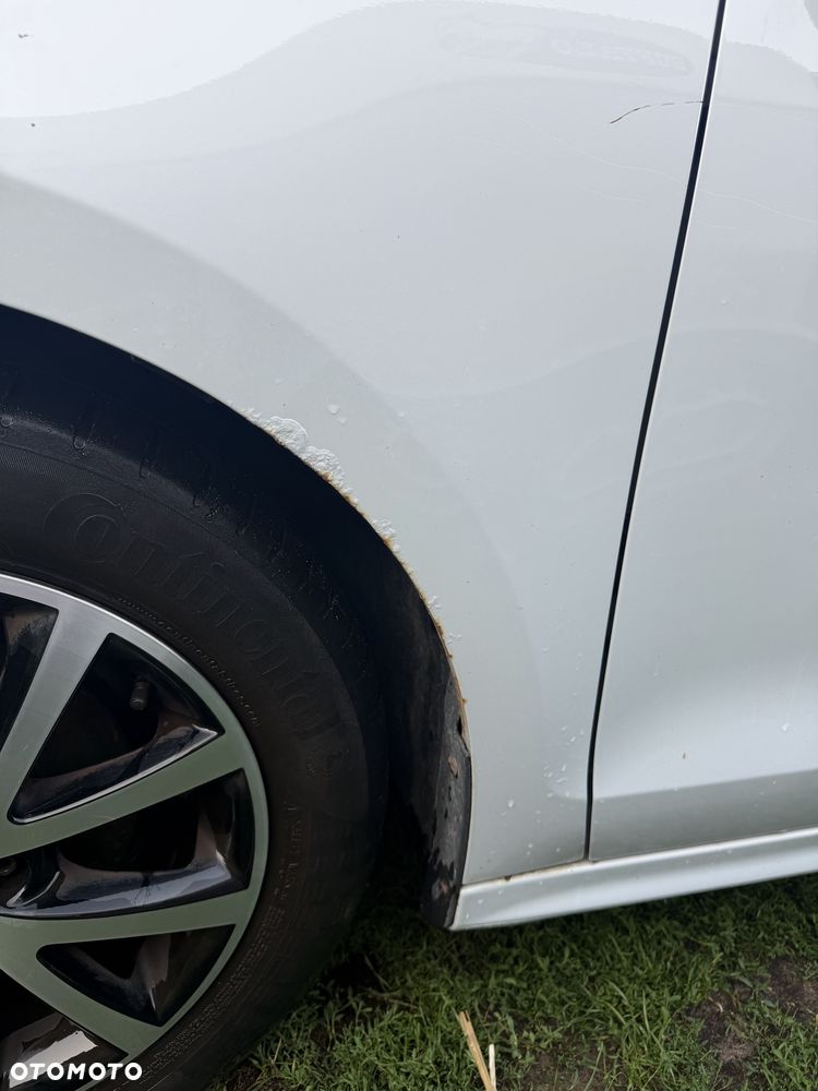 Volkswagen Jetta - 5
