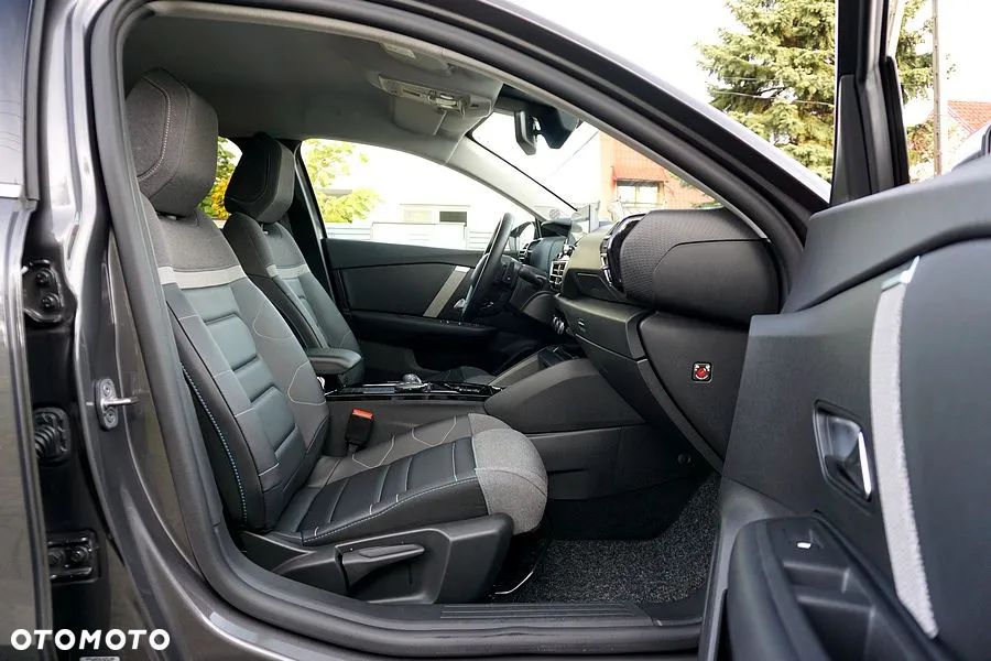 Citroën C4X 1.5 BlueHDi Shine Pack S&S EAT8 - 28