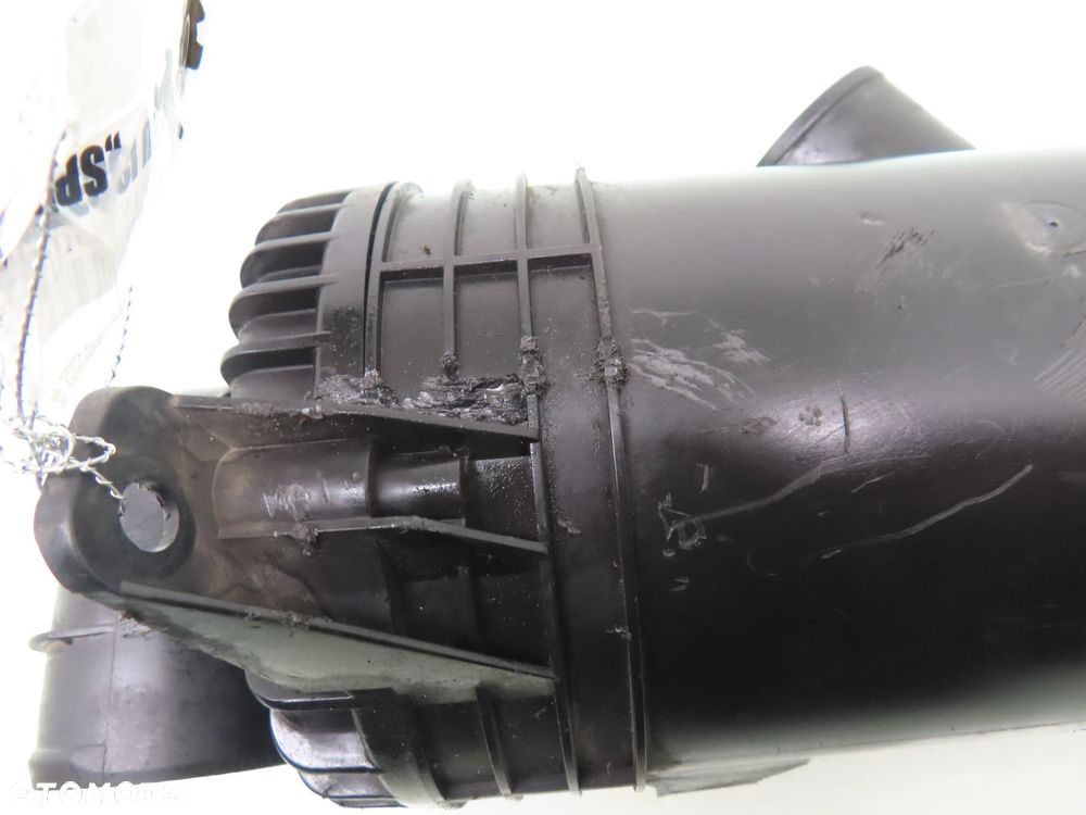 OBUDOWA FILTRA POWIETRZA FIAT PUNTO II 1.9 JTD 735274999 735274998 46552774 - 9