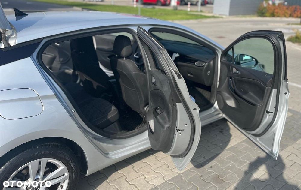 Opel Astra 1.4 T Dynamic - 8
