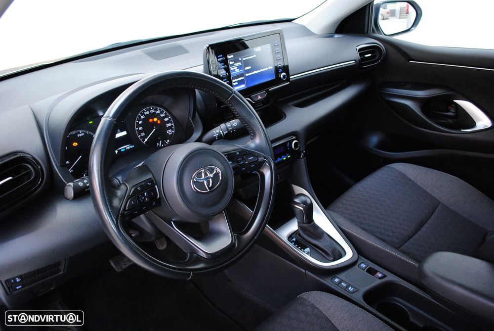 Toyota Yaris 1.5 HDF Comfort Plus - 10