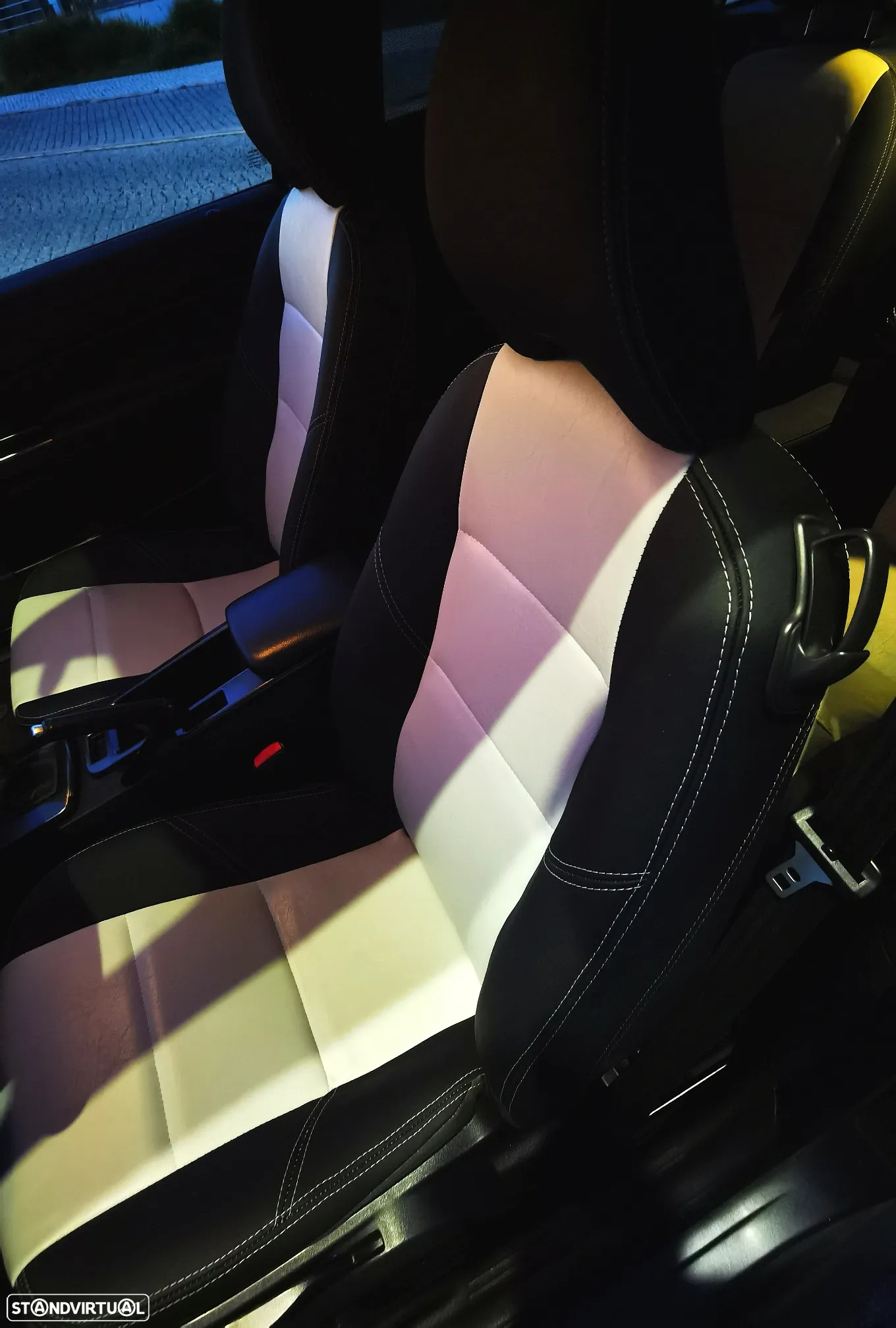 Volvo C30 D2 RDesign Edition - 14