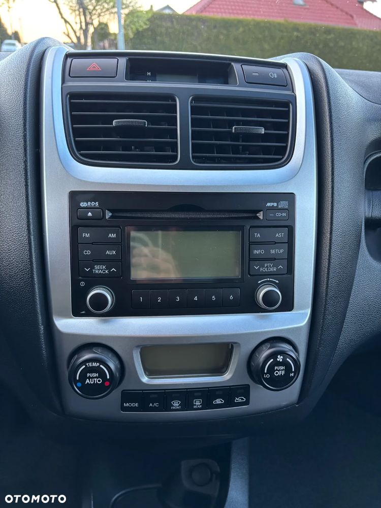 Kia Sportage 2.0 CRDI 4WD LX - 23