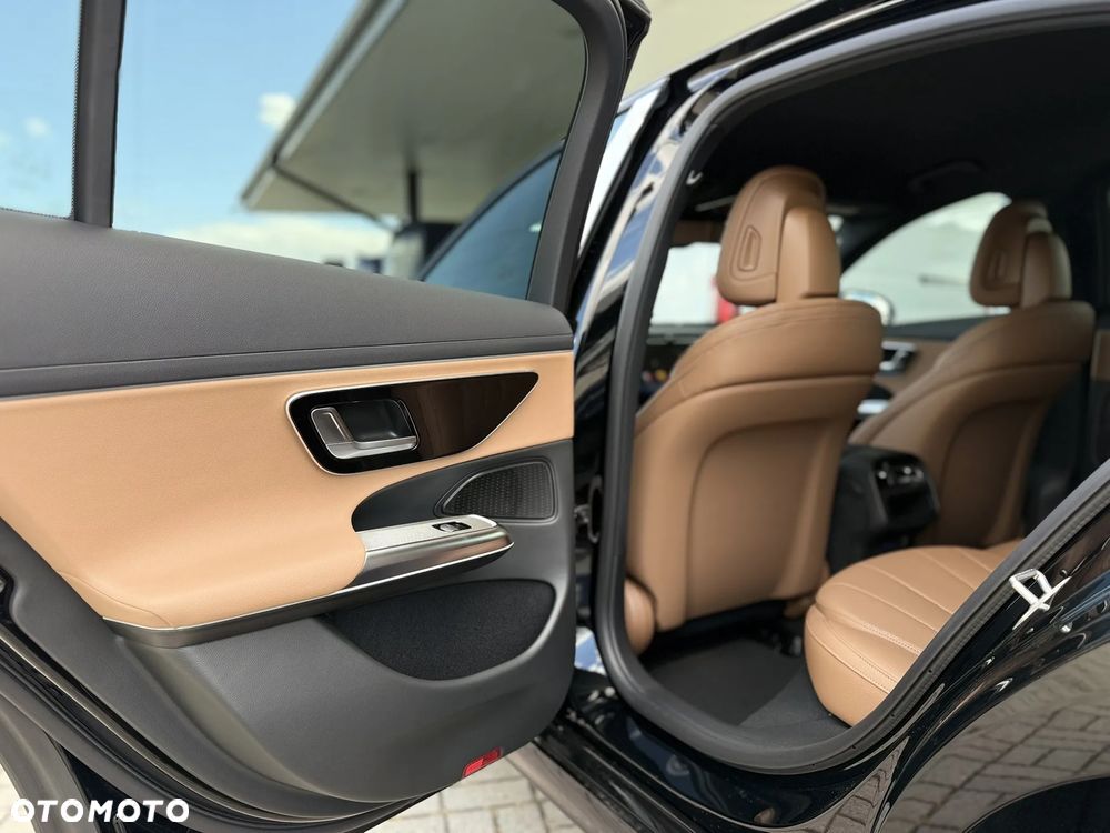 Mercedes-Benz Klasa E - 29