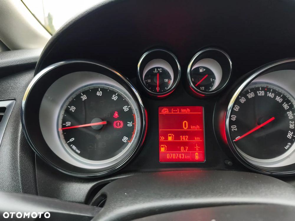 Opel Astra - 20